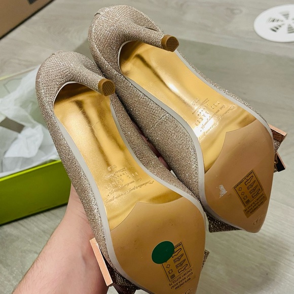 Ted Baker - Picture 3 of 5